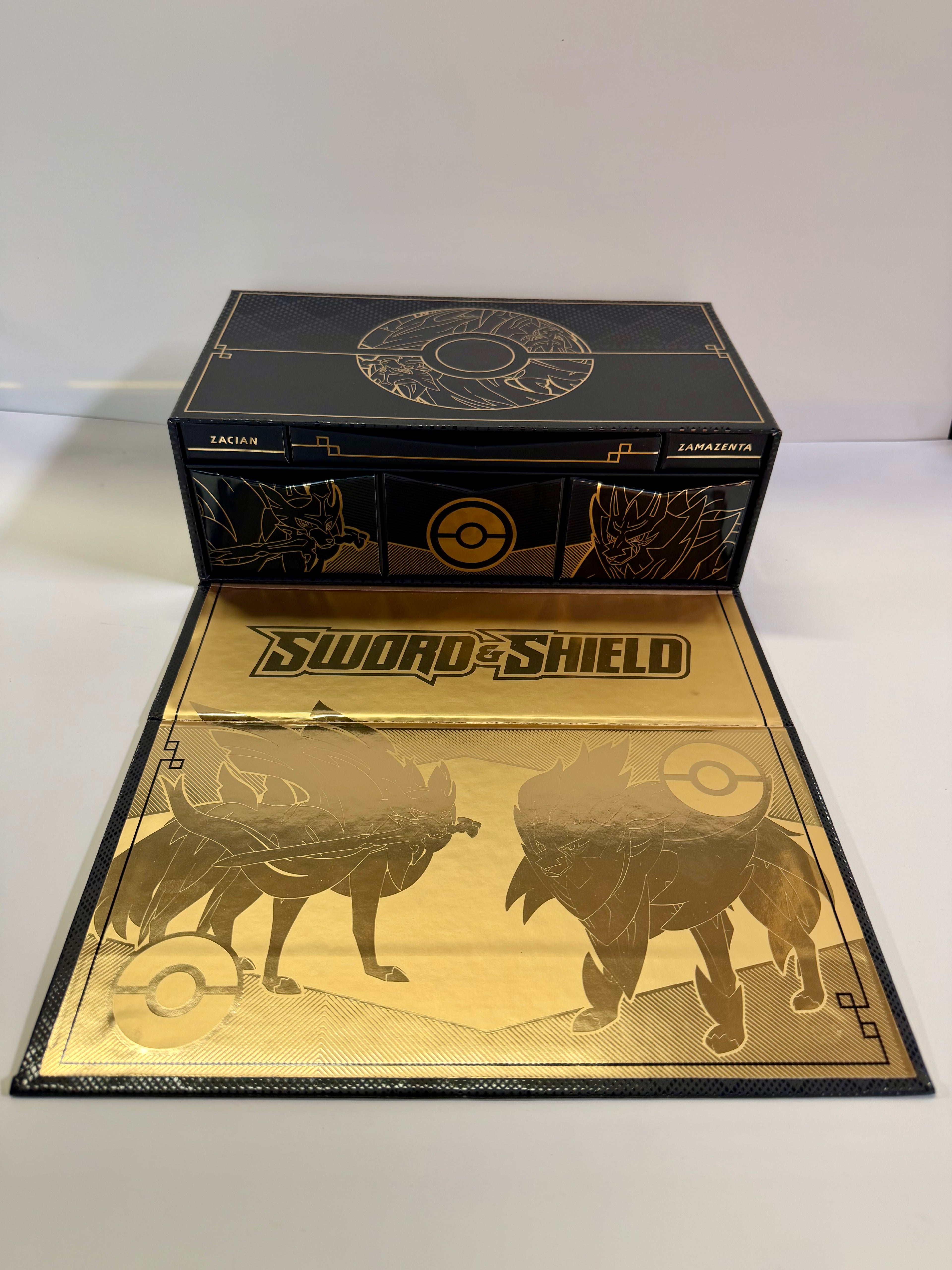 Sword and Shield Ultra-Premium Collection Zacian and Zamazenta open